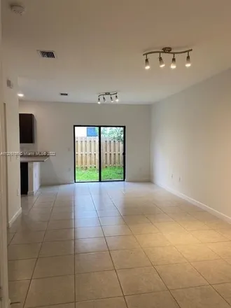 Image 8 - 20681 Northeast 206th Lane, Miami-Dade County, FL 33179, USA - Townhouse for rent