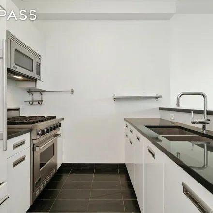 Rent this 1 bed apartment on The View in 46-30 Center Boulevard, New York