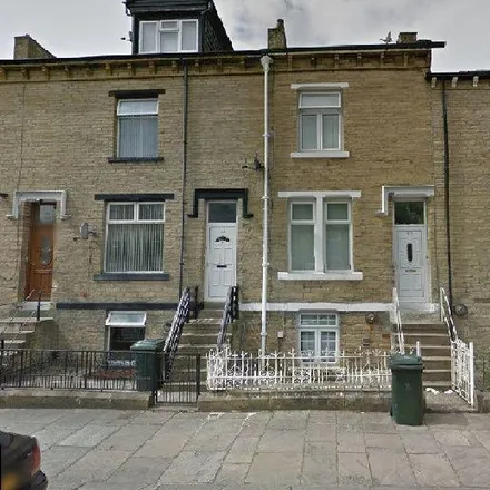 Image 1 - Victor Terrace, Bradford, BD9 4QR, United Kingdom - Townhouse for rent
