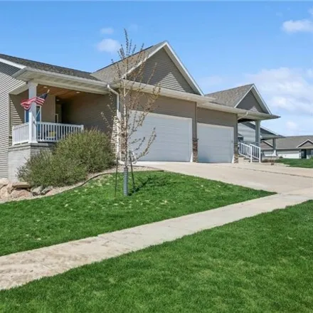 Buy this 3 bed condo on 100 Driftwood Lane in Fairfax, IA 52228