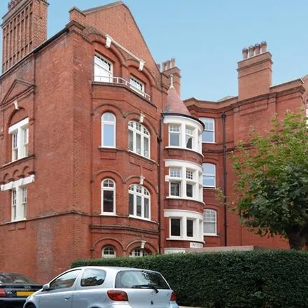 Rent this 3 bed apartment on Hamlet Gardens in London, W6 0TT