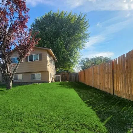 Buy this 5 bed house on Shell in South 72nd Avenue, Yakima
