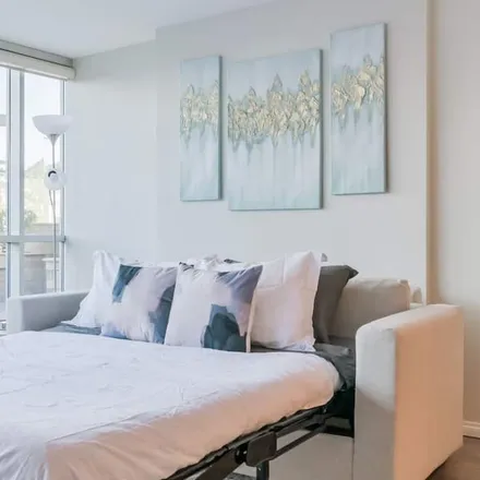 Rent this 1 bed condo on Calgary in AB T2R 1S4, Canada