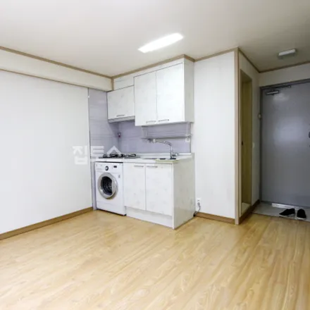 Image 3 - 서울특별시 강남구 역삼동 673-12 - Apartment for rent