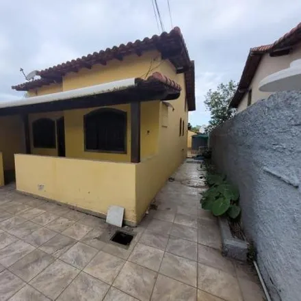 Buy this 2 bed house on Rua Nossa Senhora Aparecida in Praia de Itaipuaçu, Maricá - RJ