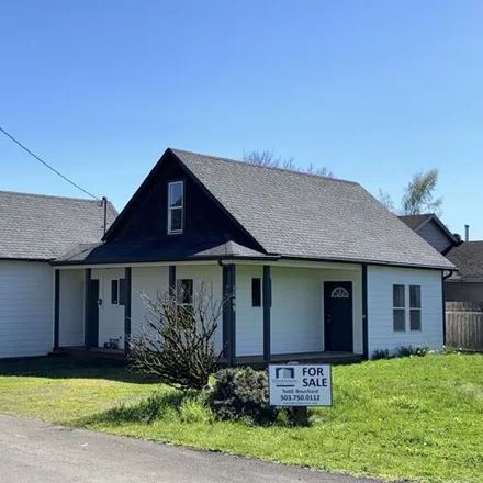 Buy this 2 bed house on 1110 Southeast 11th Street in Dundee, Yamhill County