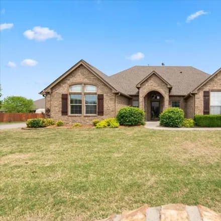 Buy this 4 bed house on 5599 Park Hill Drive in Bartlesville, OK 74006