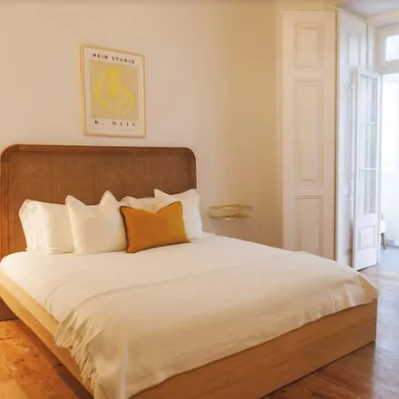 Rent this 4 bed room on Rua das Janelas Verdes 80 in 82, 1200-690 Lisbon