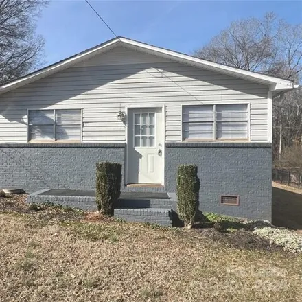 Rent this 3 bed house on 1767 Killian Avenue in Catawba County, NC 28658