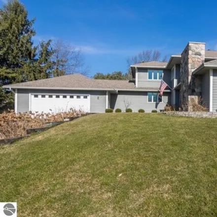 Buy this 5 bed house on 749 Quail Ridge Drive in Traverse City, MI 49686
