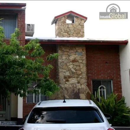 Buy this studio house on Plaza el Encino in Calle Miguel Ángel Asturias, Contry Sol