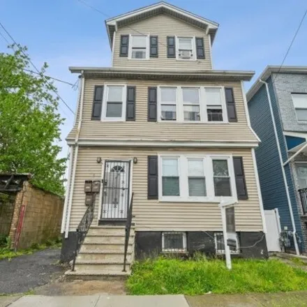 Buy this 5 bed house on 319 South 20th Street in Newark, NJ 07103