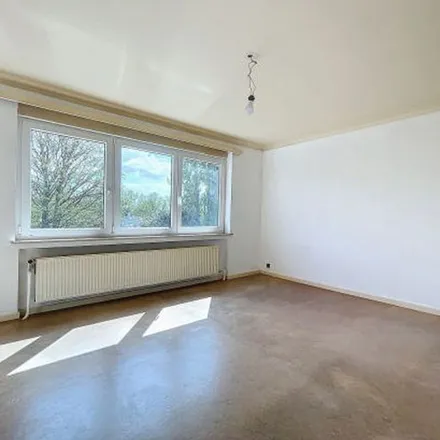 Rent this 1 bed apartment on Rue Jules Besme - Jules Besmestraat 139 in 1081 Koekelberg, Belgium
