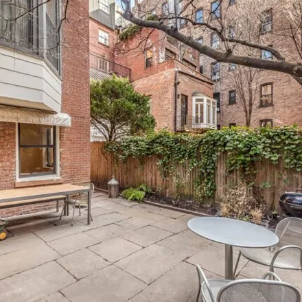Image 6 - 136 West 13th Street, New York, NY 10011, USA - Townhouse for sale