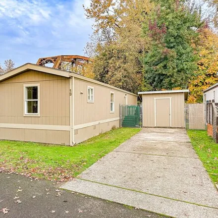 Buy this studio apartment on 4475 Franklin Boulevard in Eugene, OR 97403