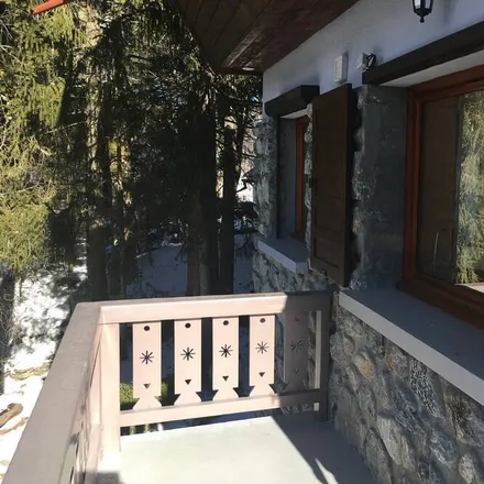 Rent this 4 bed house on 74170 Les Contamines-Montjoie