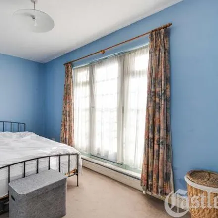 Image 3 - Strand Building, Lower Clapton Road, Lower Clapton, London, E5 0NS, United Kingdom - Apartment for sale