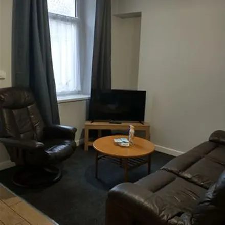 Rent this 3 bed apartment on Sebastopol Street in Swansea, SA1 8BN