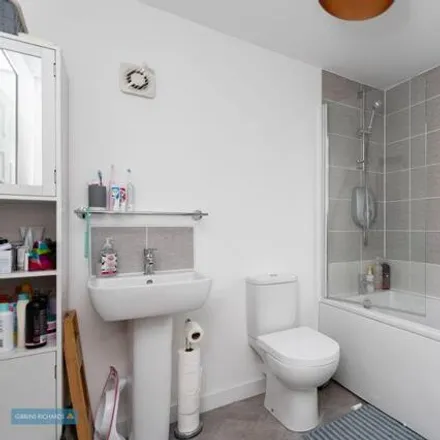 Image 5 - Pearl Close, Willowdown, Bridgwater Without, TA6 4WT, United Kingdom - House for sale