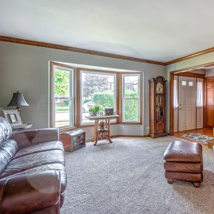 Image 4 - Chartwell Drive, Geneva Road, Winfield, IL 60190, USA - House for sale