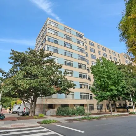 Buy this 1 bed condo on 800 24th Street Northwest in Washington, DC 20027