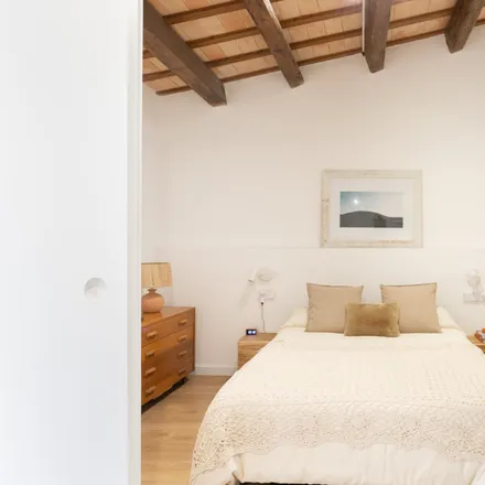 Rent this 1 bed apartment on Carrer de Josep Torres in 1, 08012 Barcelona