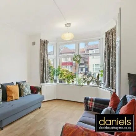 Image 7 - 100 Holland Road, Willesden Green, London, NW10 5AT, United Kingdom - House for sale