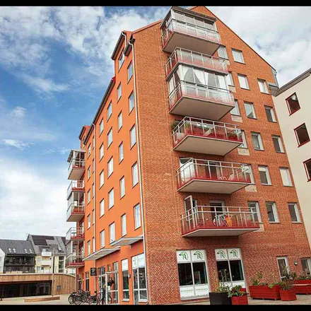 Rent this 5 bed apartment on Repgränd in 582 16 Linköping, Sweden