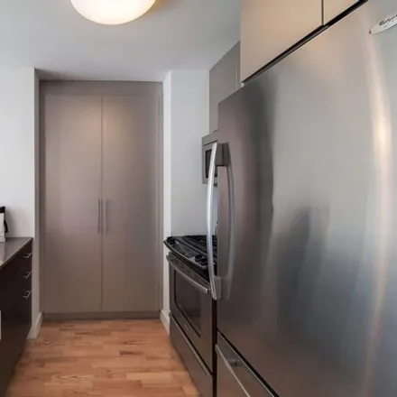 Image 4 - 500 W 23rd St Apt 5e, New York, 10011 - House for rent