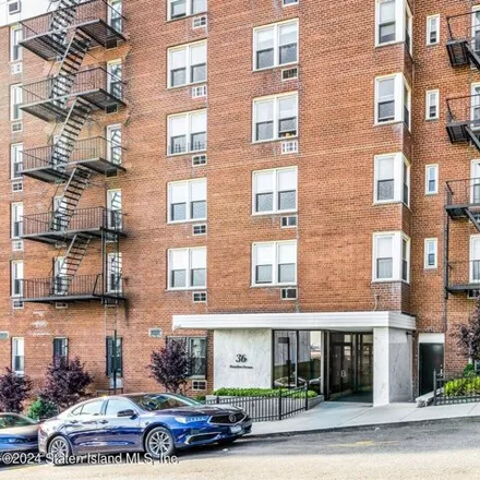 Buy this 2 bed apartment on 36 Hamilton Ave Apt 6k in New York, 10301