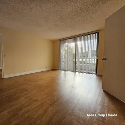 Image 7 - 3300 Northeast 191st Street, Aventura, FL 33180, USA - Condo for rent