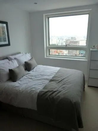 Image 7 - Talisman Tower, 6 Lincoln Plaza, Millwall, London, E14 9AN, United Kingdom - Apartment for sale