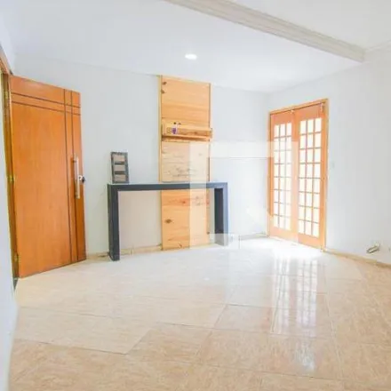 Rent this 2 bed house on Rua Sales in Jardim Cristiane, Santo André - SP
