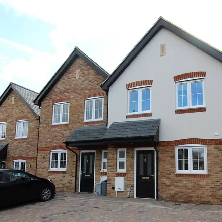 Rent this 3 bed house on A4251 in Northchurch, HP4 3QN