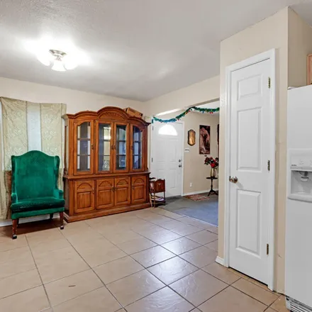 Image 4 - 11527 Philip Drive, Friedman Estates Number 1 Colonia, Socorro, TX 79927, USA - House for sale