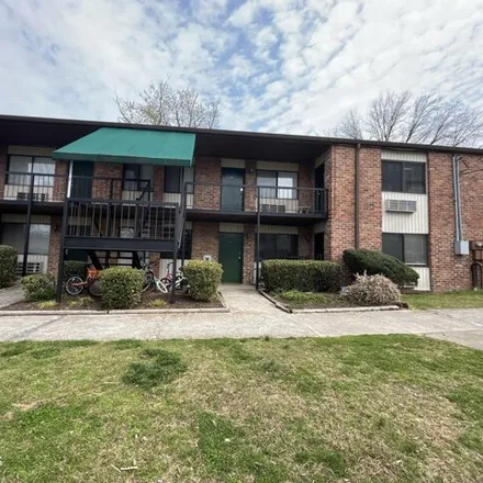 Rent this 2 bed condo on 2737 Jersey Avenue Southwest in Knoxville, TN 37919