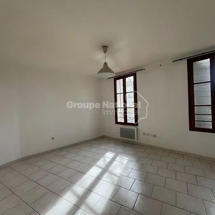 Rent this 1 bed apartment on 14 Avenue de Farciennes in 30300 Beaucaire, France