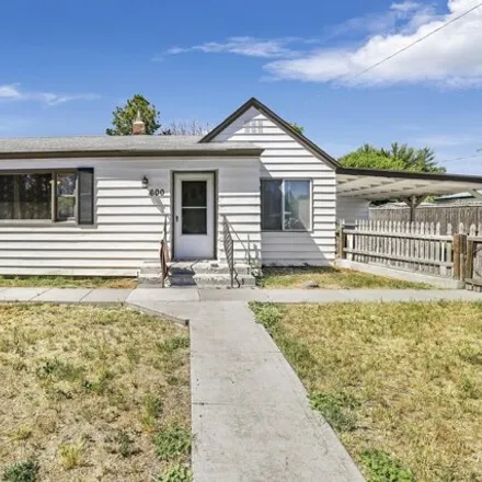 Buy this 3 bed house on 600 E Avenue C in Jerome, Idaho