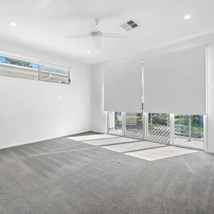 Image 1 - 21 Kempsie Road, Upper Mount Gravatt QLD 4122, Australia - Apartment for rent