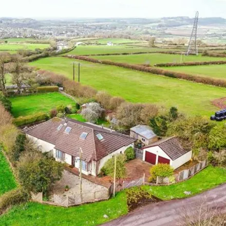 Buy this 6 bed house on Vélo Café in Cowbridge By-Pass, St Hilary