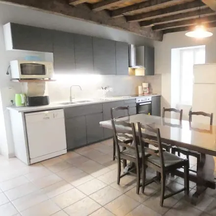 Rent this 4 bed house on Allée des Lucanes in 40300 Orist, France