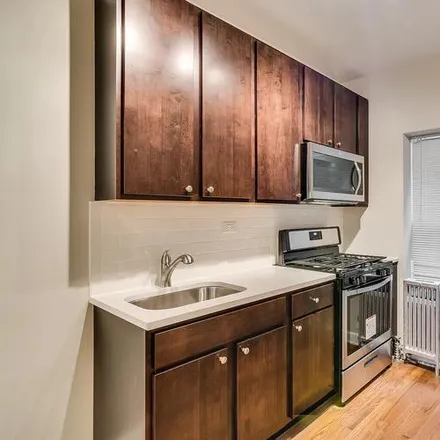 Image 4 - 838 E 53rd St, Unit 2E - Apartment for rent