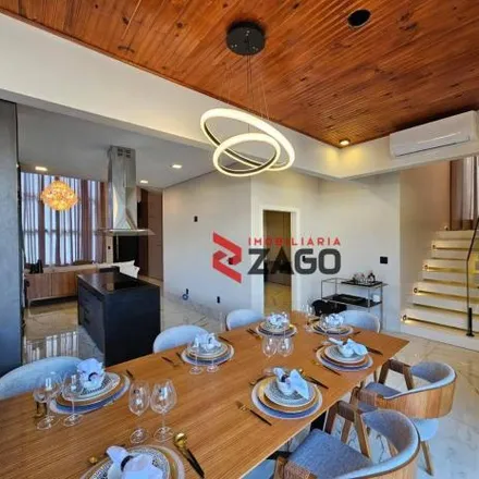 Buy this 5 bed house on Rua Italo Pucci in Parque das Laranjeiras, Uberaba - MG
