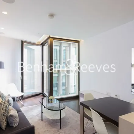 Rent this 1 bed apartment on 1 Knightsbridge in London, SW1X 7LX