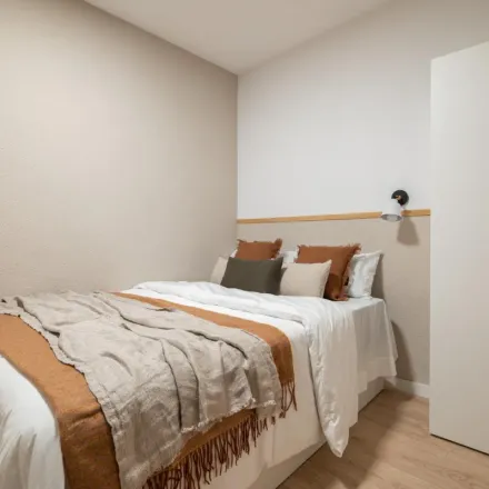 Rent this 4 bed apartment on Ping Ping in Avinguda de la Mare de Déu de Montserrat, 08001 Barcelona