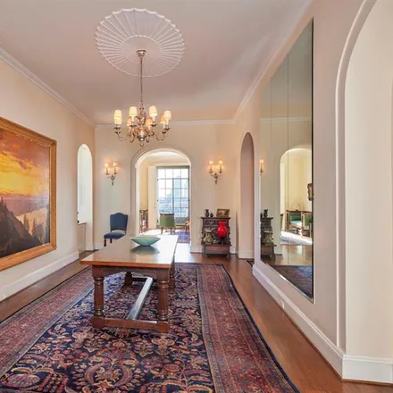 Image 2 - 1 BEEKMAN PLACE 7/8A in New York - Apartment for sale