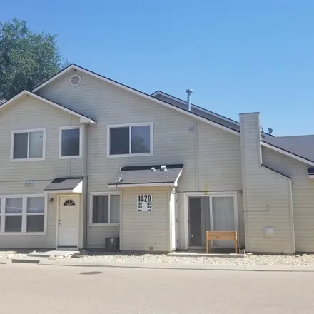 Buy this 8 bed duplex on 1420 North Stephanie Lane in Nampa, ID 83651