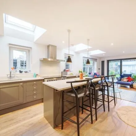 Rent this 2 bed apartment on 51 St. Mark's Road in London, W7 2PN