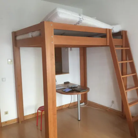 Rent this 1 bed apartment on Oesterleingasse 5 in 1150 Vienna, Austria