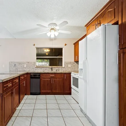 Image 9 - 8541 Northwest 48th Street, Lauderhill, FL 33351, USA - House for rent